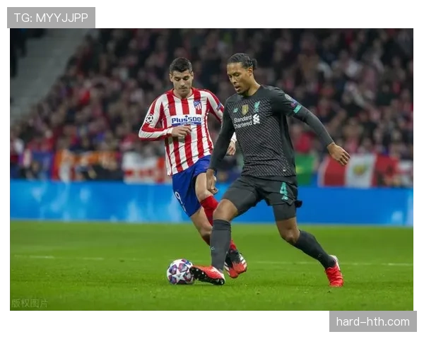 范迪克这到底是怎么活着的，不运动还这么像明星脸？